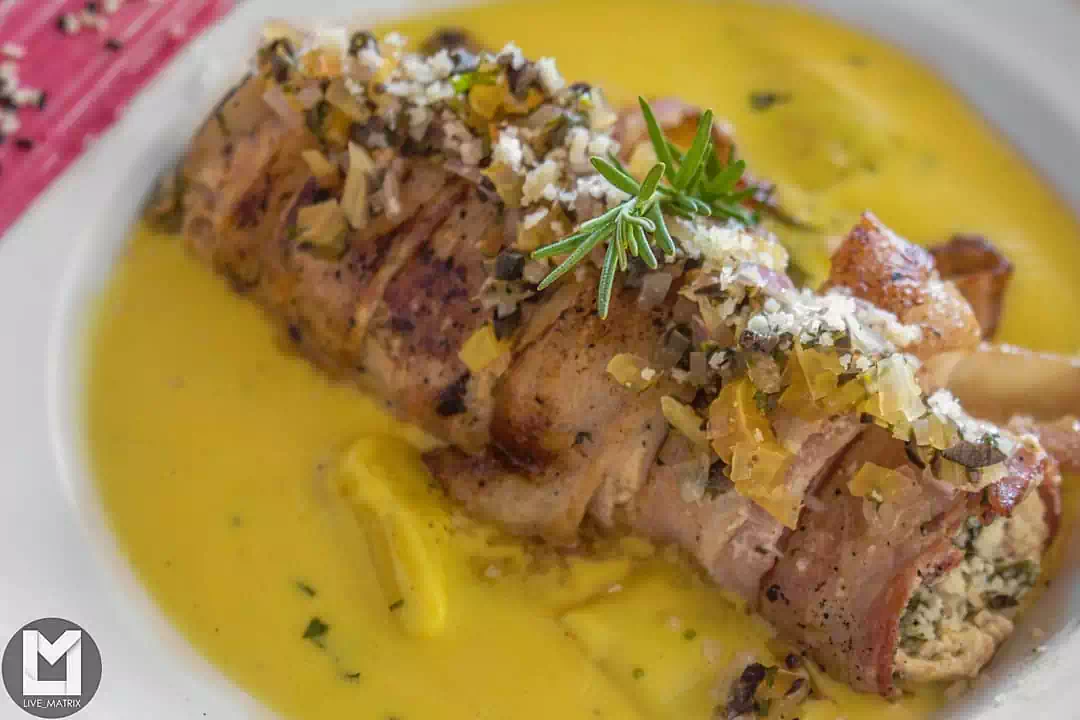 Grill Chicken Wrapped With Bacon